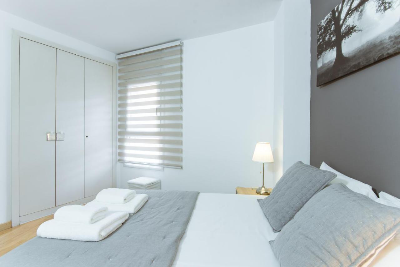 Two Bedroom Townhouse Within 10Min Walk From Beach Barcelona Exterior photo