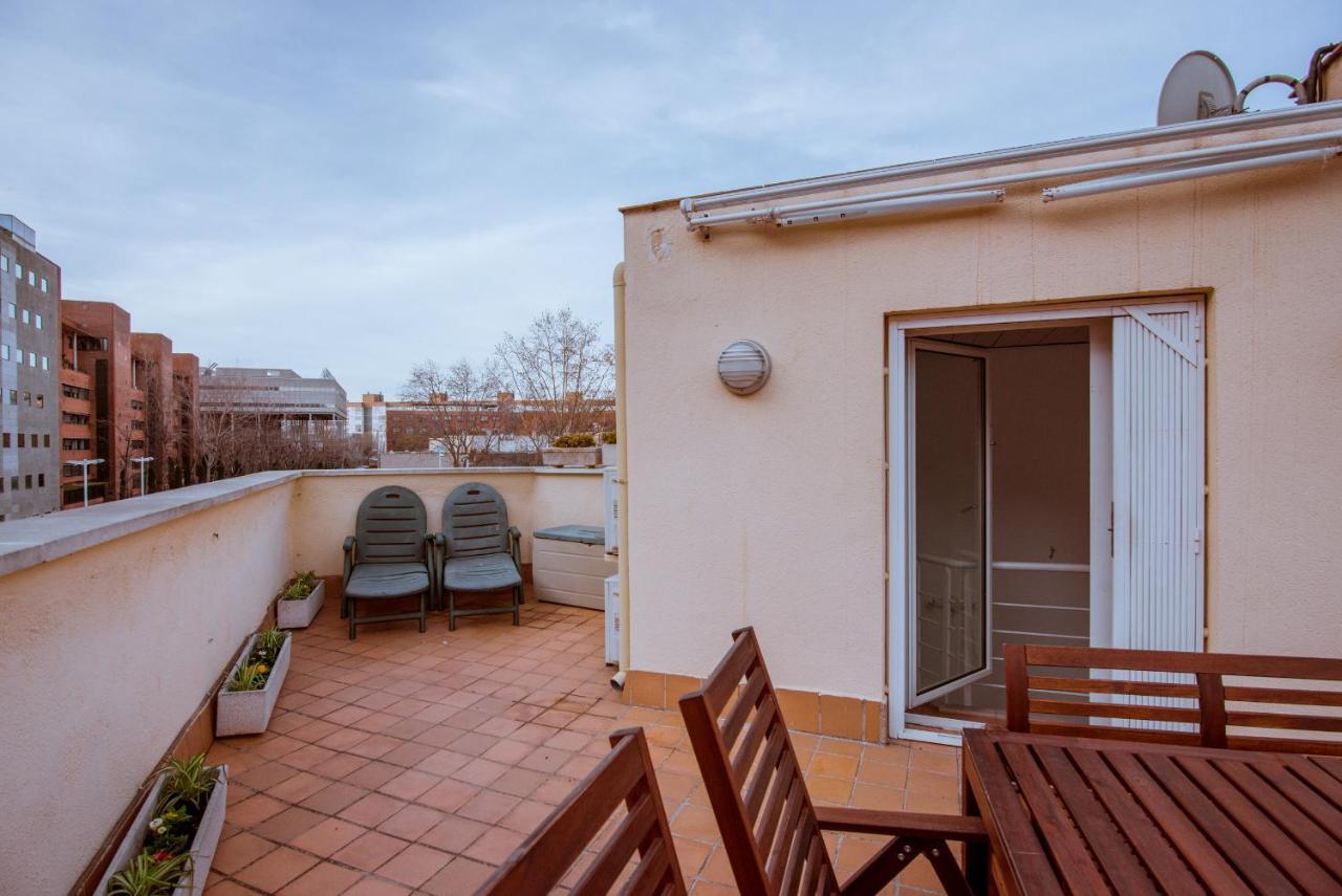 Two Bedroom Townhouse Within 10Min Walk From Beach Barcelona Exterior photo
